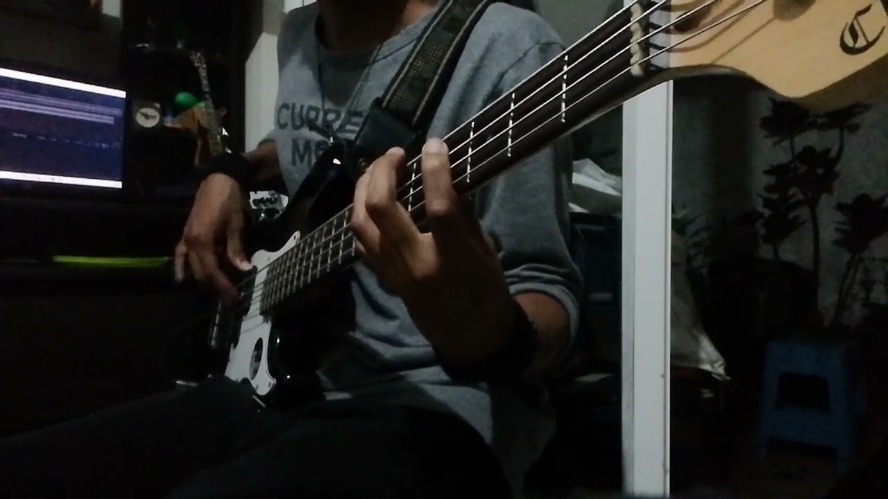 Saxon-Princess of the night (Bass Cover)