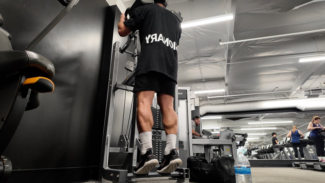 VIDEO FIVE. LEG DAY! 9 DAYS OUT - WEST COAST NATURALS - LA FIT EXPO