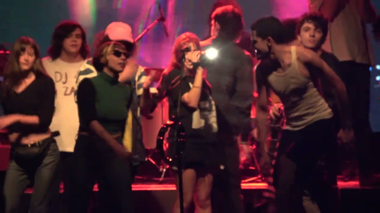 WINONA RYDERS EN NICETO CLUB