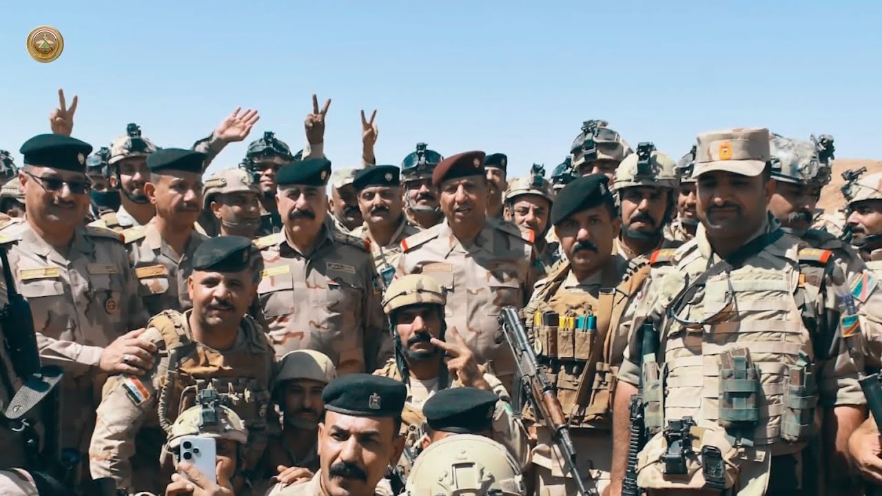 فرقة المشاة الخامسة بالتعاون مع طيران الجيش تواصل عمليات البحث عن مضافات داعش في صحراء الأنبار