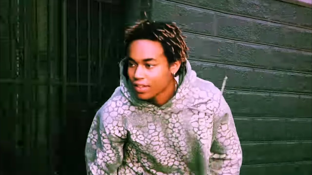 TROY GIPSON IS PRO FOR VIOLET