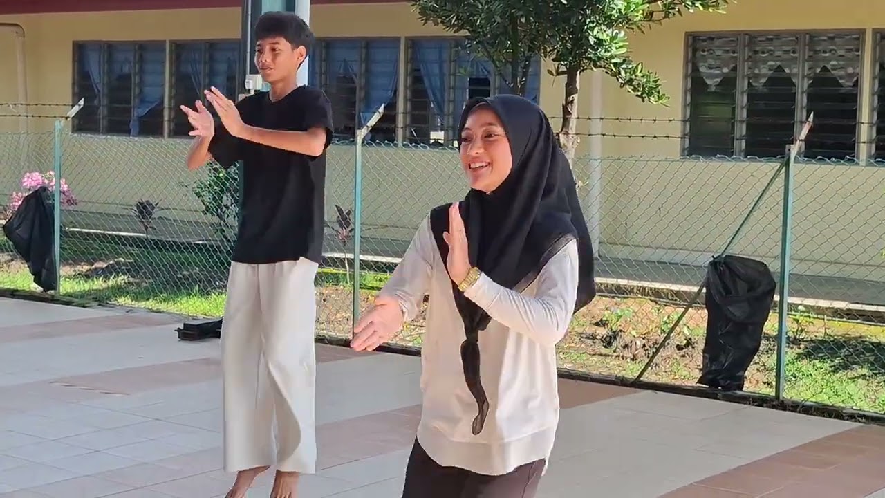 PERSEMBAHAN PENUTUPAN BULAN KEMERDEKAAN SMK PUTATAN 2025 - 120925 (PART 2)