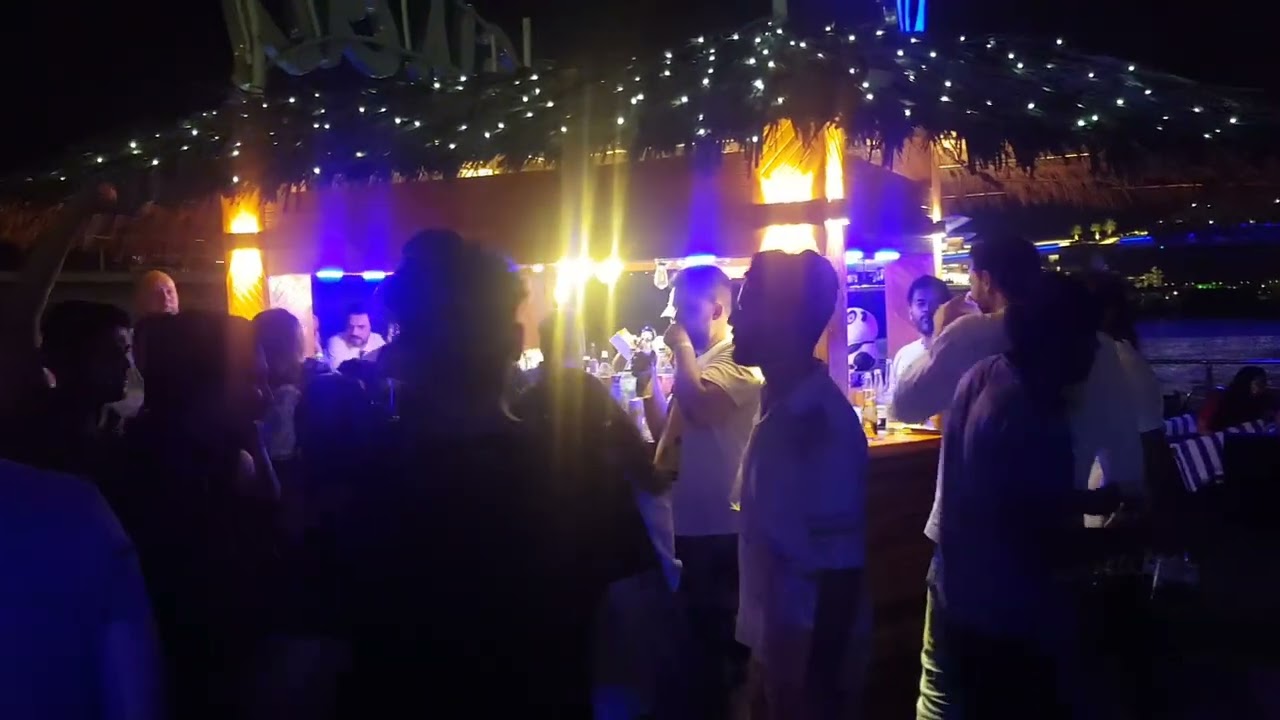 Gugu boat party