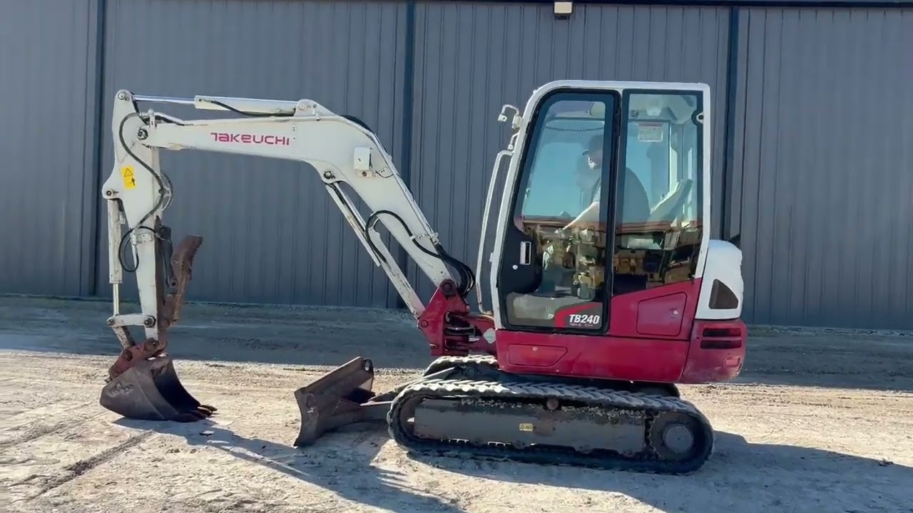 2015 TAKEUCHI TB240 For Sale