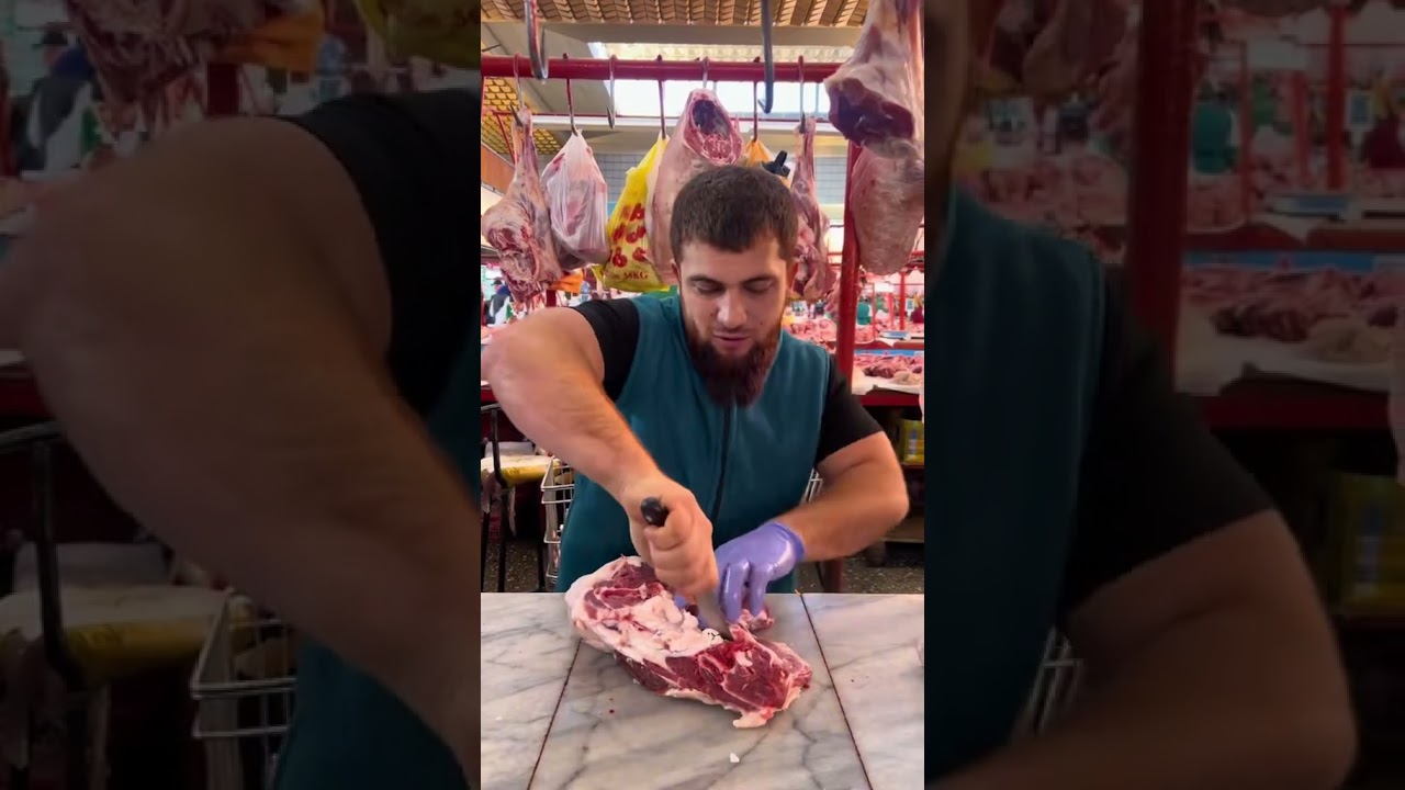 Разделка мясо на шашлык #алматы #шашлык #стейк # маринад #shorts