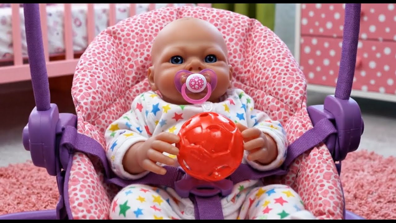 Baby annabell Doll \\ Baby Annabell Stops Crying After Mom Lets Her Ride the Swing \\ baby video