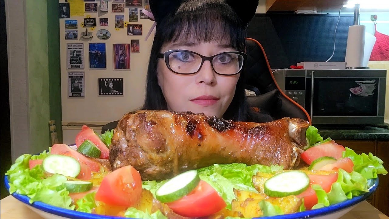 Мукбанг | Нога индейки с картошкой и овощами | Обжор Асмр
