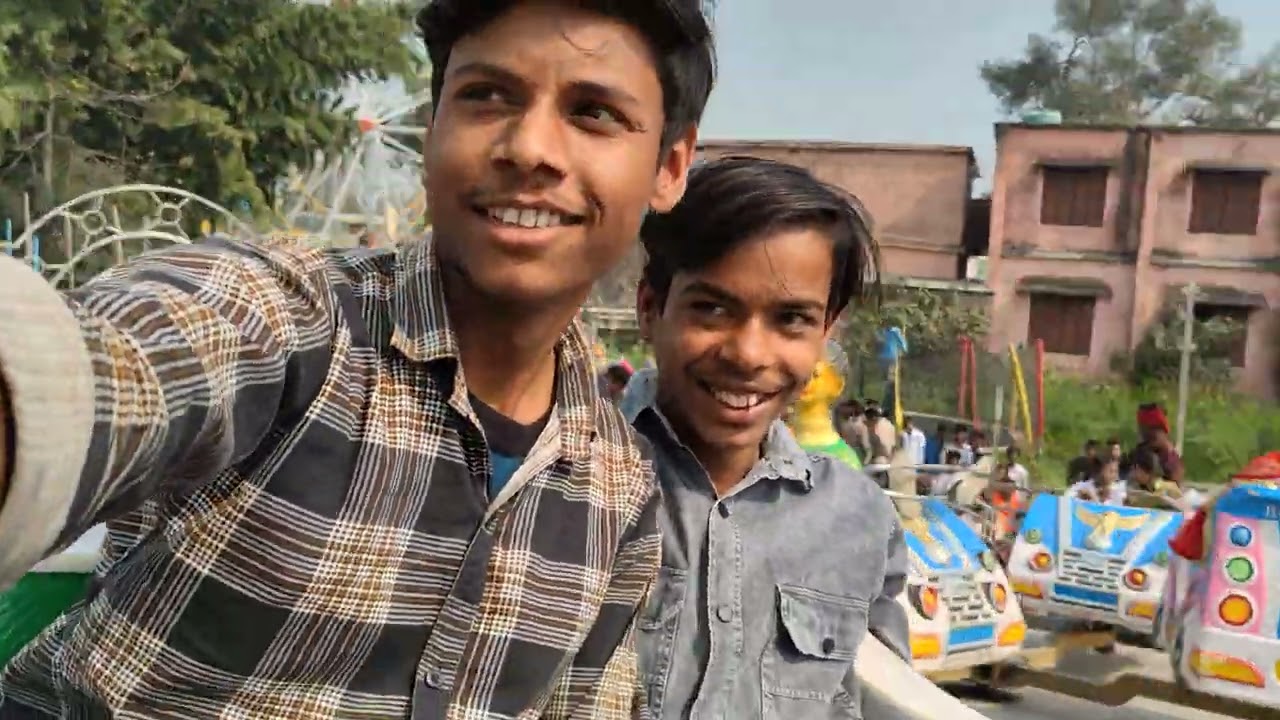 Mela Me Dost Log Ke Sath Masti 🤣🤣🤣 #funny #comedy #video 