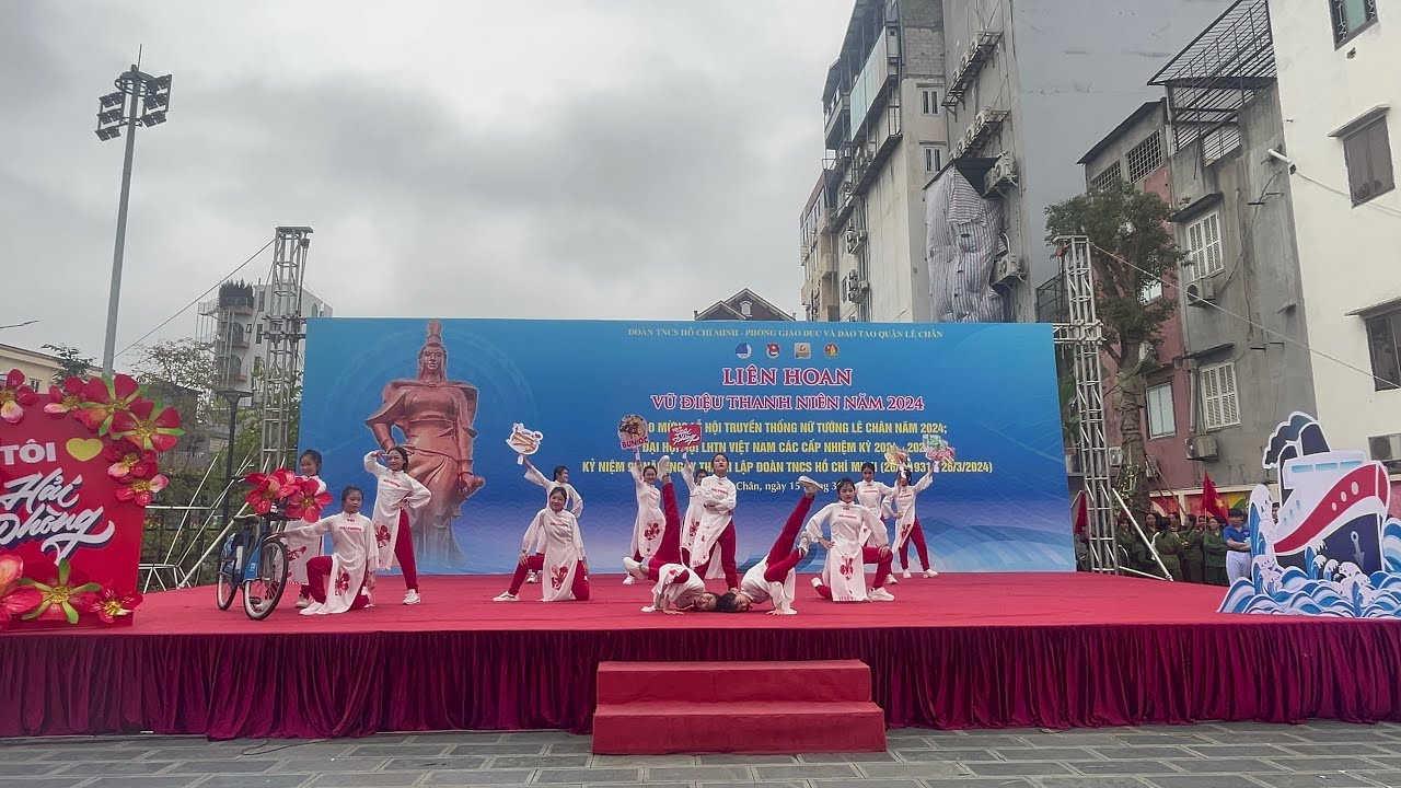 Tiết muc: Người Hải phòng Biểu diễn: nhóm nhảy trường ThCS Nguyễn Bá Ngọc 2024