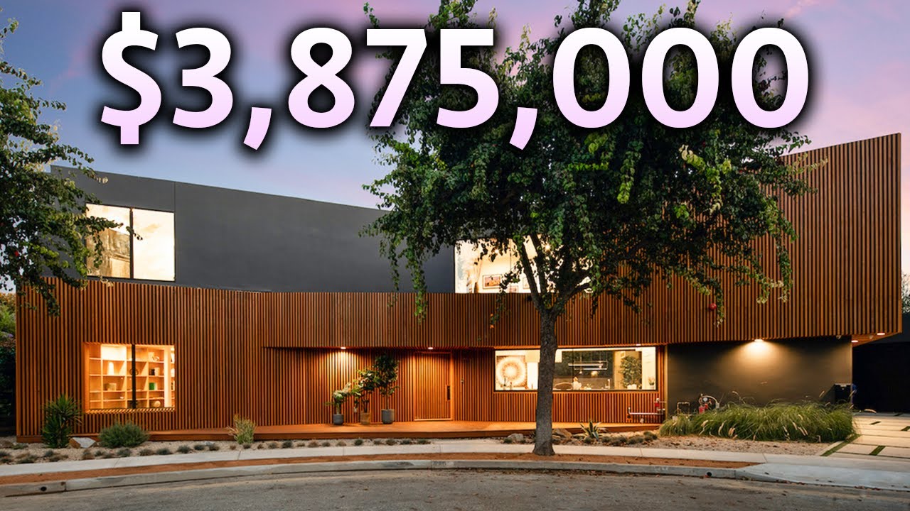 LOS ANGELES Modern House with an Olive Tree inside of the Living Room!