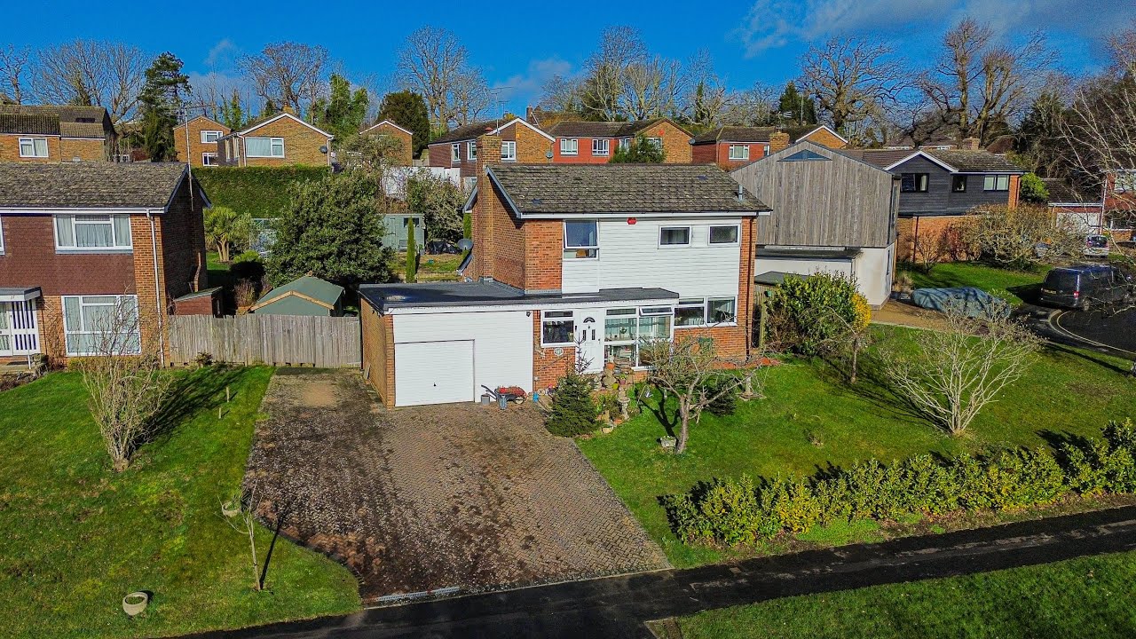 13 Greenhill Way, Haywards Heath