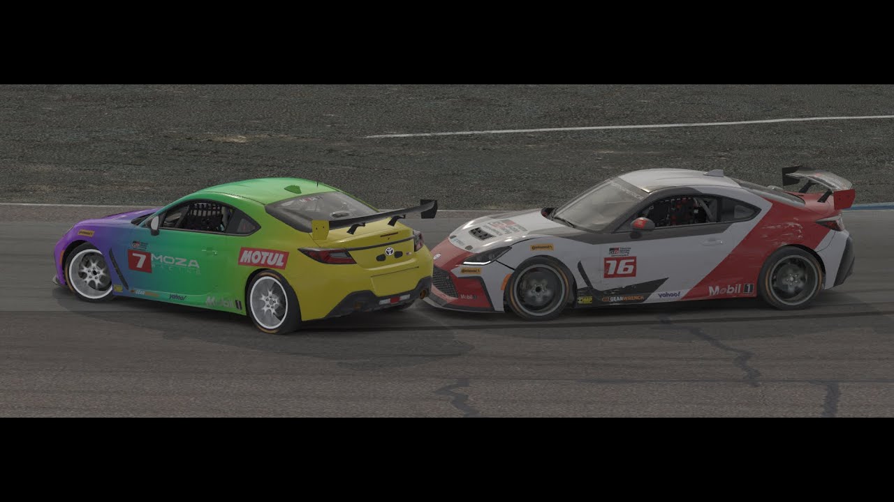 ¿Esto cuenta como victoria? ( Toyota GR86/Phoenix Raceway/ Iracing)