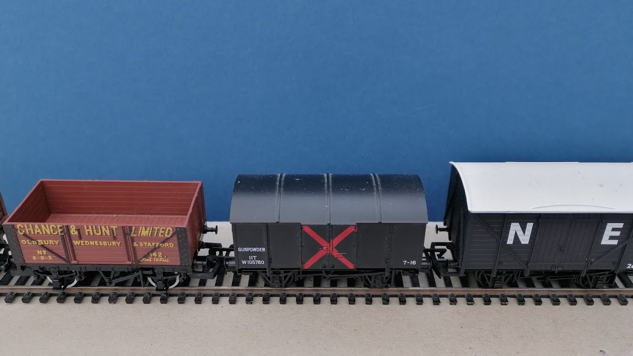 How to improve OO Gauge tension lock couplings for inglenook shunting manual uncoupling