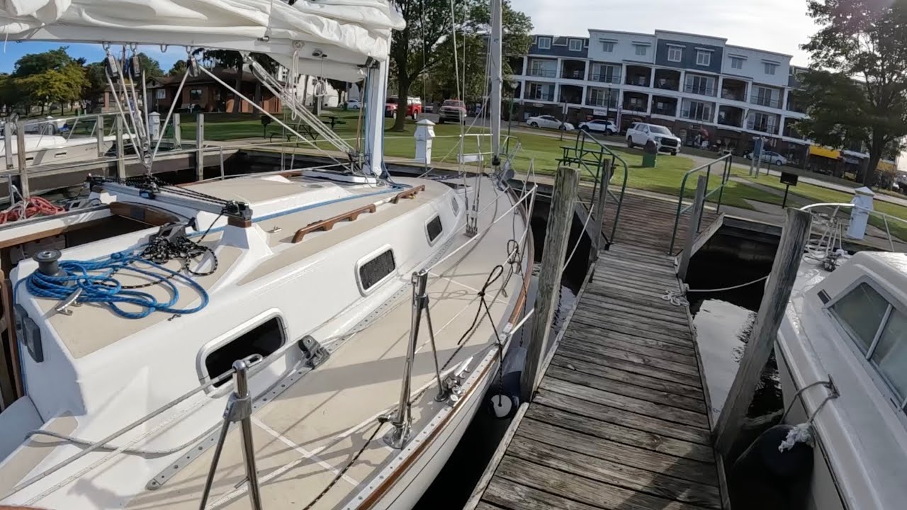 Leaving a Boat Slip Singlehanded with a Bow Bridle