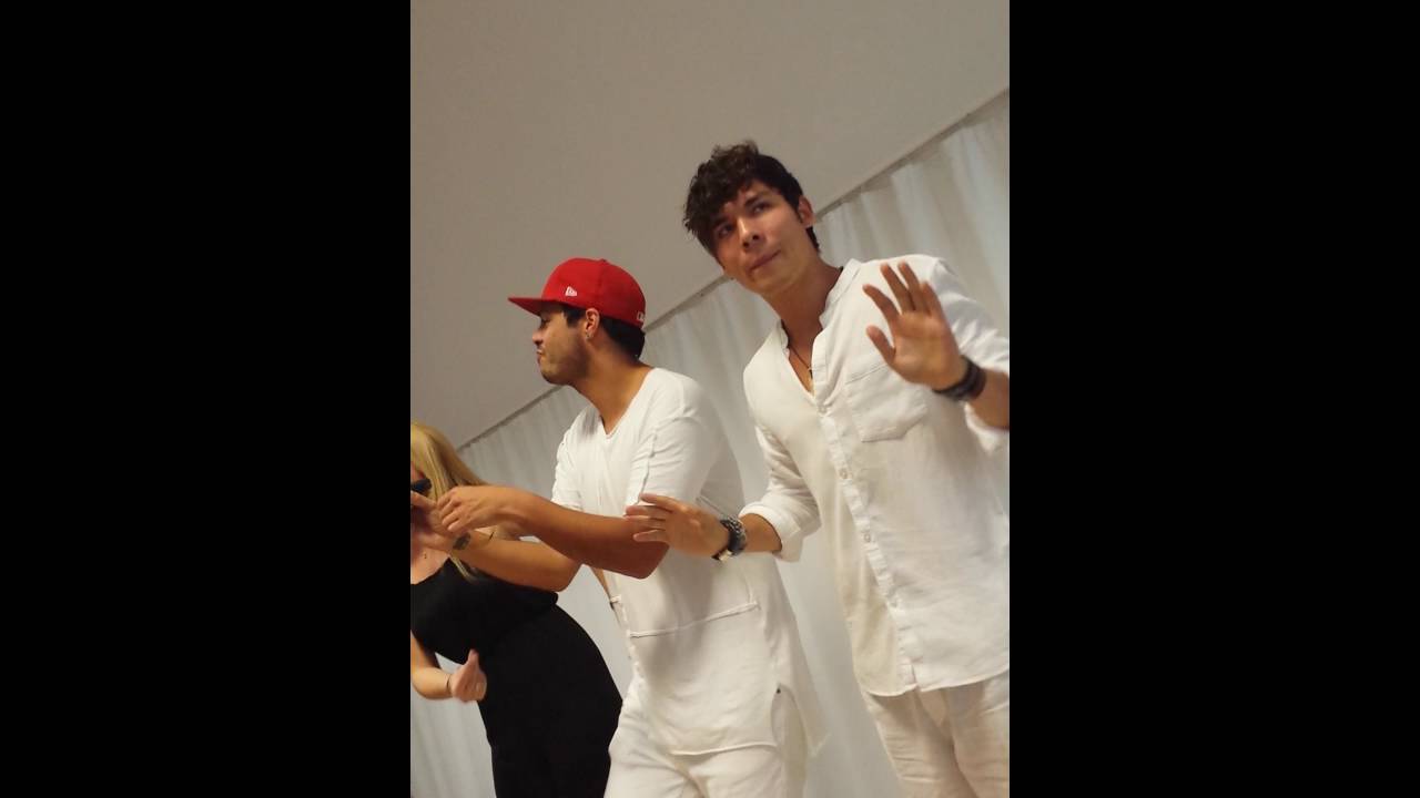 Uptown Funk - Mark  Igor  laura  ayutg  in Bremen