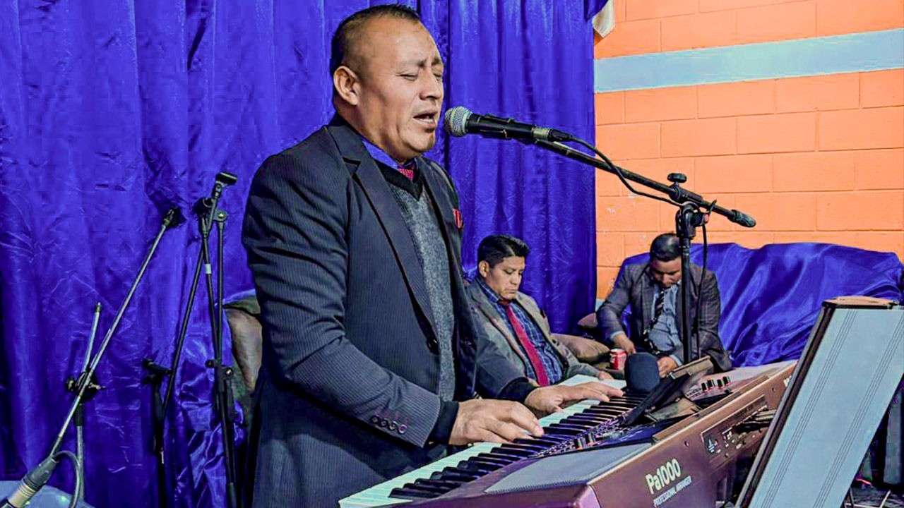 Jose Nas y su Teclado en vivo 🎹 Gracias te doy Señor 💿