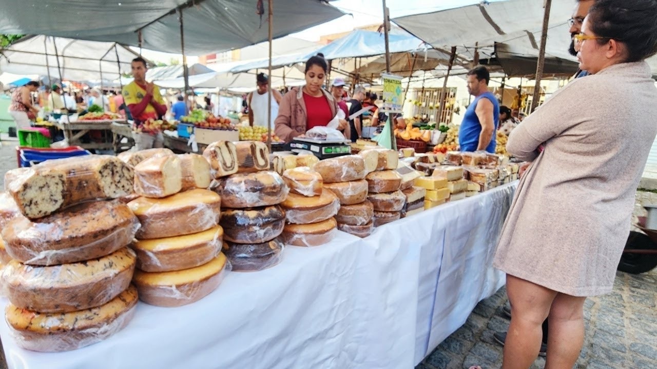 FEIRA DE DOMINGO EM CUPIRA-PE