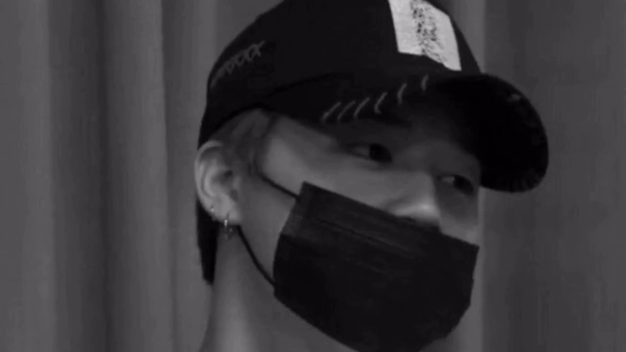 ASMR JIMIN: “por que está me olhando assim, gatinha?”