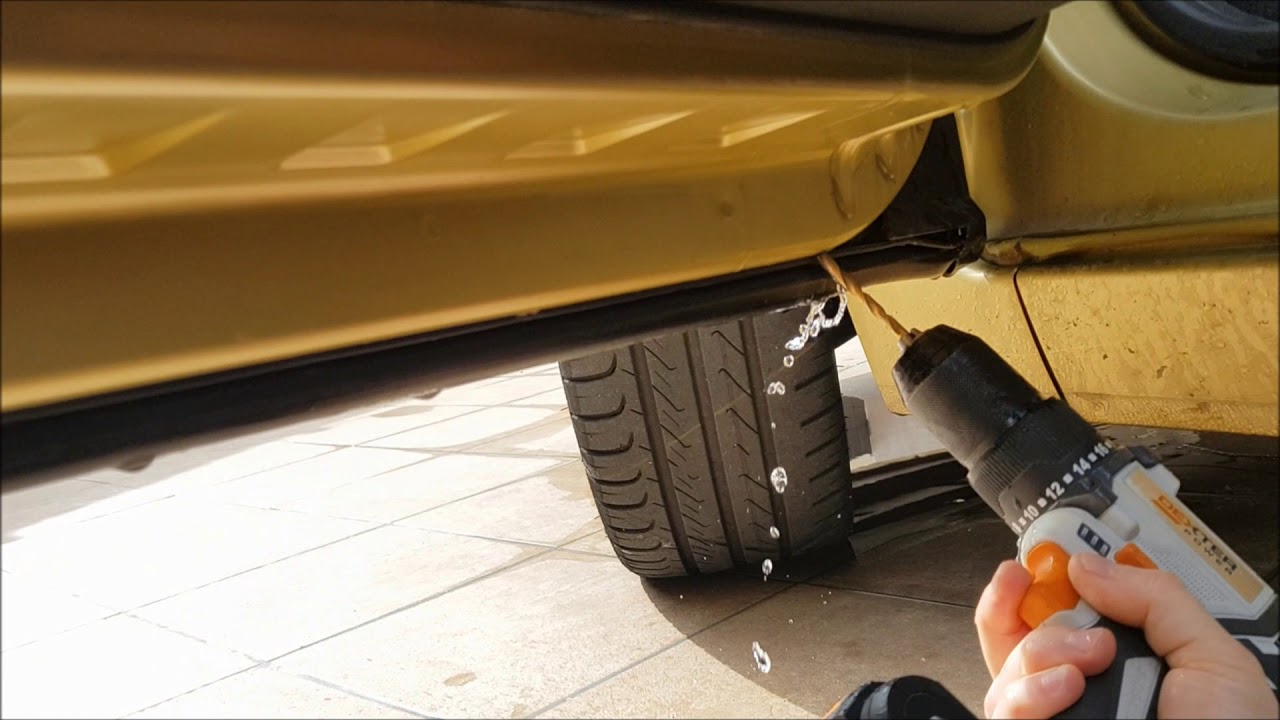 Agua en puertas Citroen Grand C4
