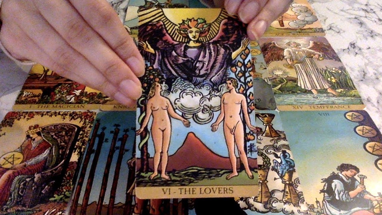 CAPRICORN SOULMATE *WOW! WATCH THIS!* MARCH 2020 ❤️🥰🌺  Psychic Tarot Card Love Reading
