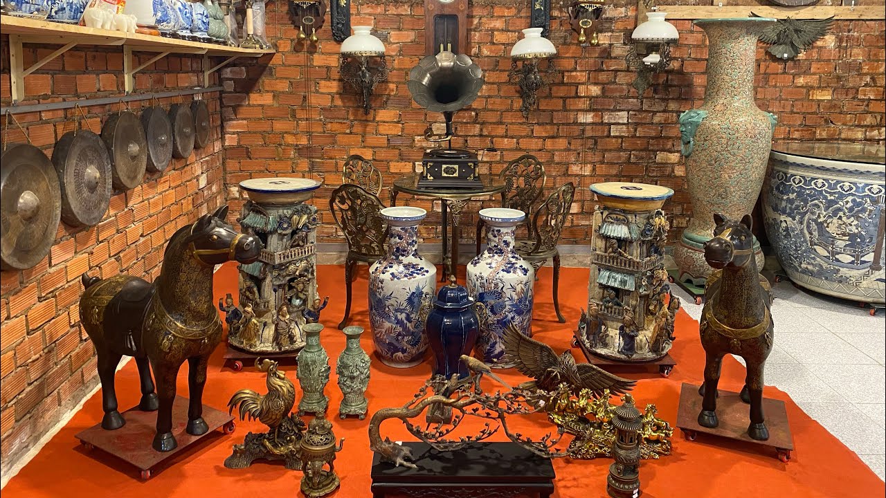16/3/2026.Bộ bàn đồng châu Âu 5 món.Đôn đắp nổi gốm biển hòa xưa.Gốm tàu xưa.Đồng xưa 0973.629.296