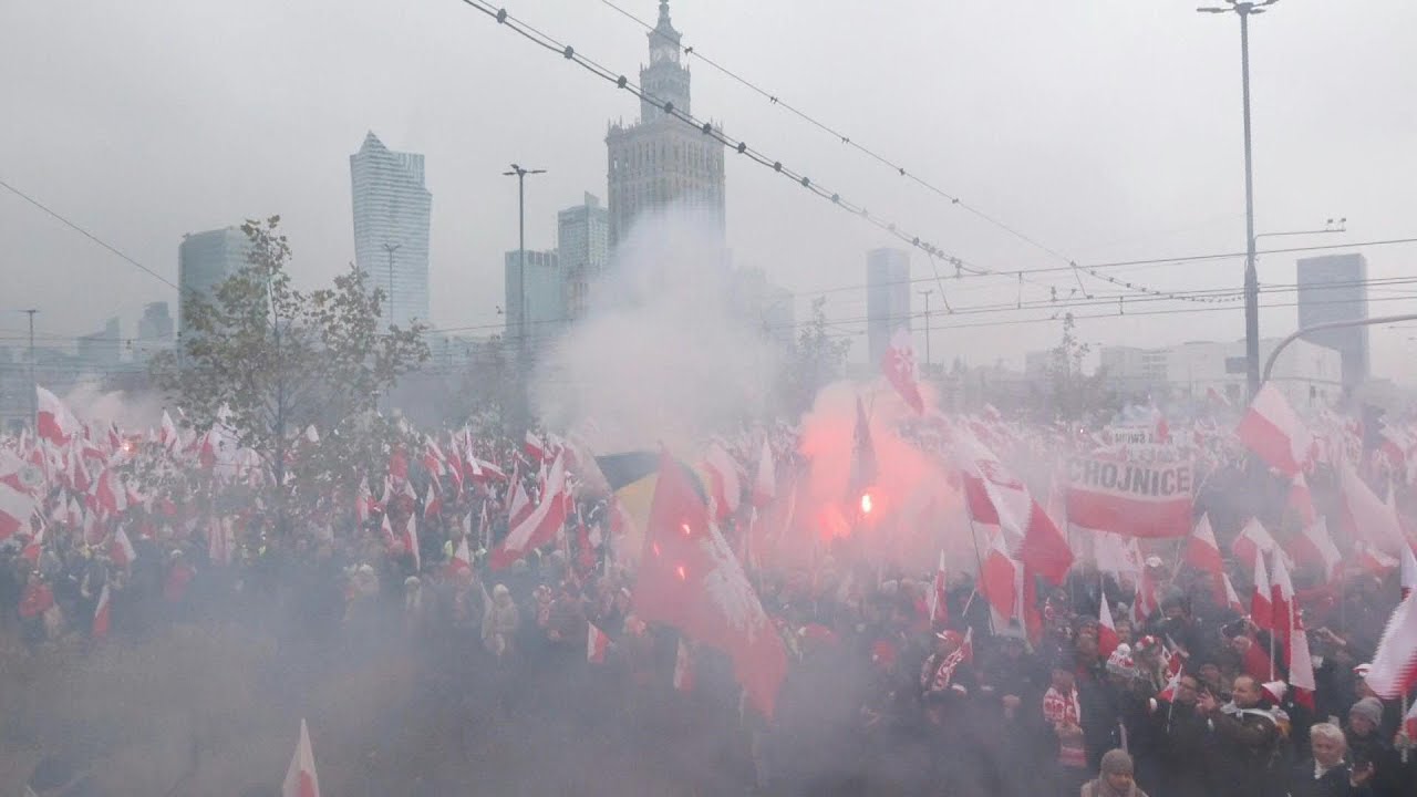 Huge crowds gather in Warsaw for Polish independence day demonstration | AFP