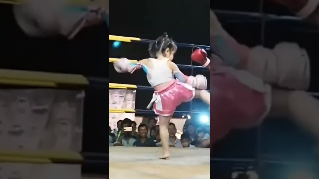i was amaze, a small girl do a thai kick boxing😍 #fypシ #thailand #ytshorts