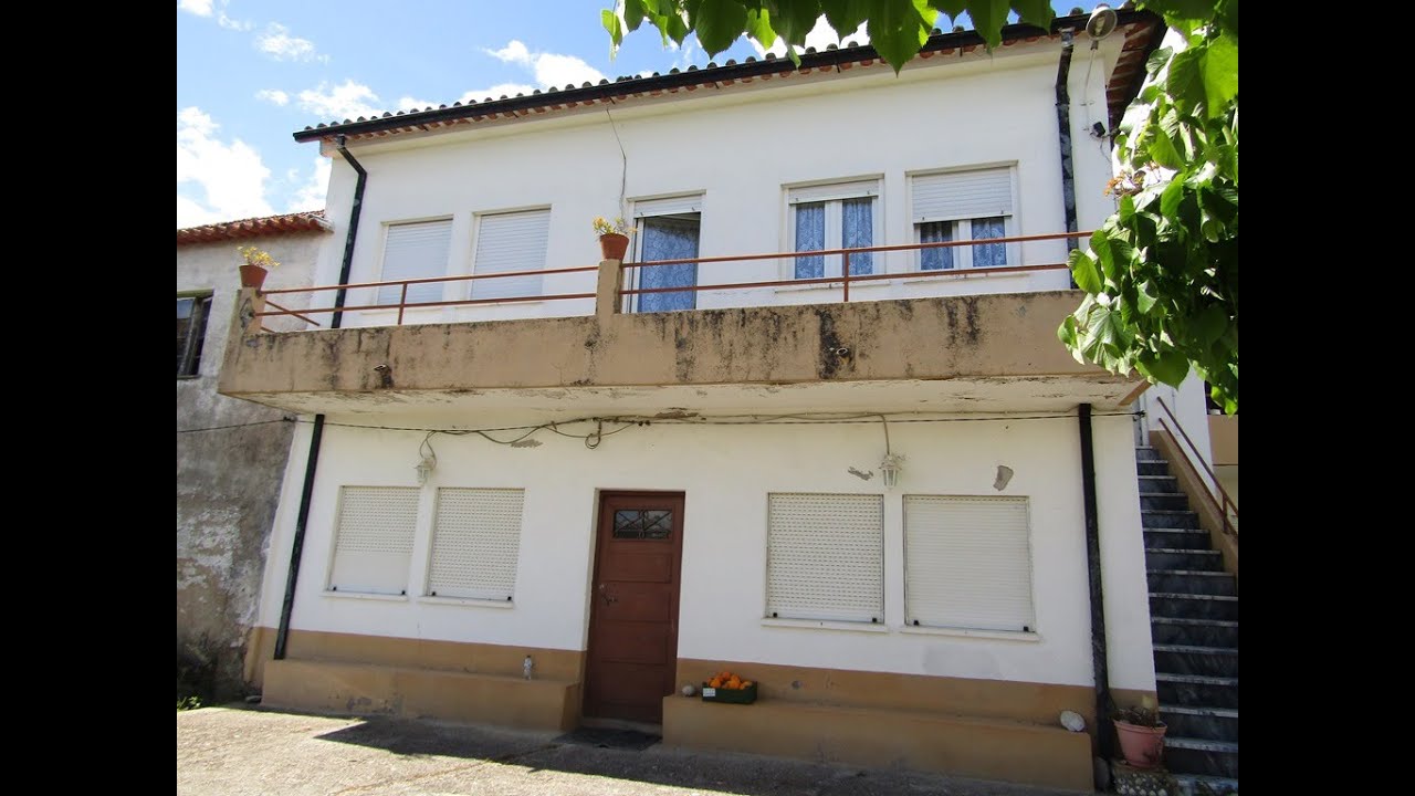 Quinta T5 com 16.470m2 de terreno perto da Covilhã
