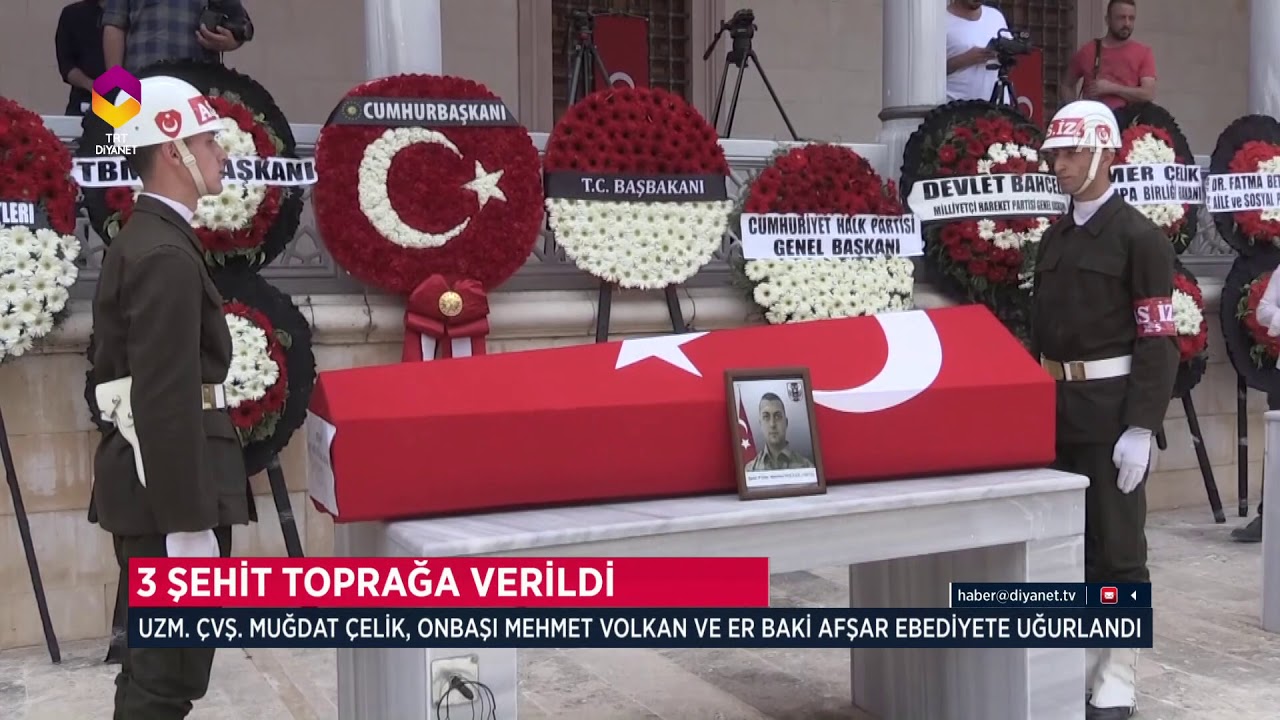 3 Şehit Toprağa Verildi