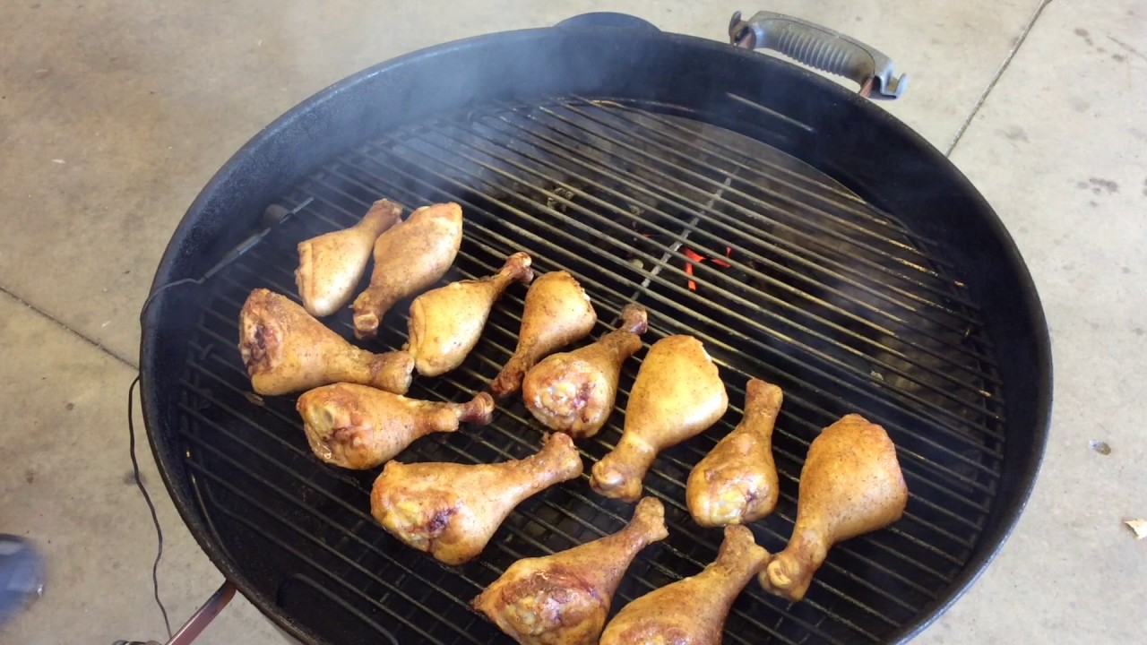 Куриные голени в котле Weber с функцией медленного обжаривания