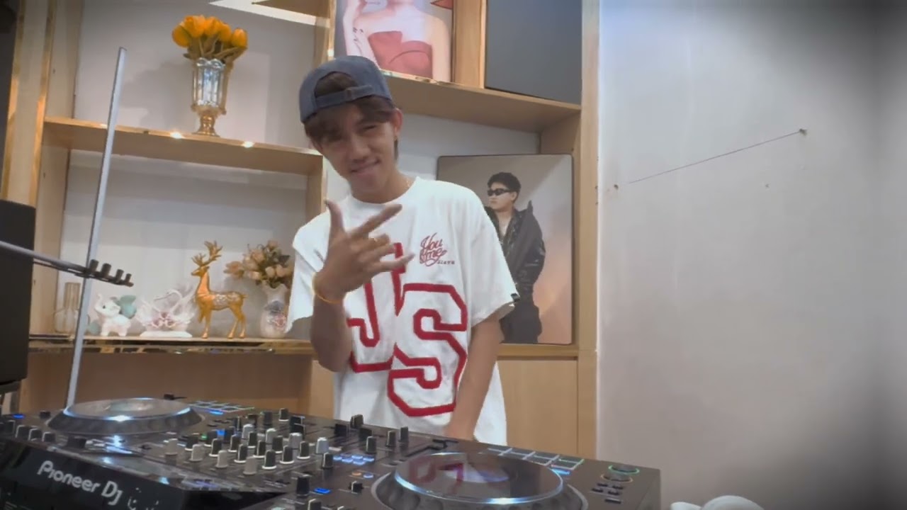 Djz YuuHigh - Live Mixtape Vina house