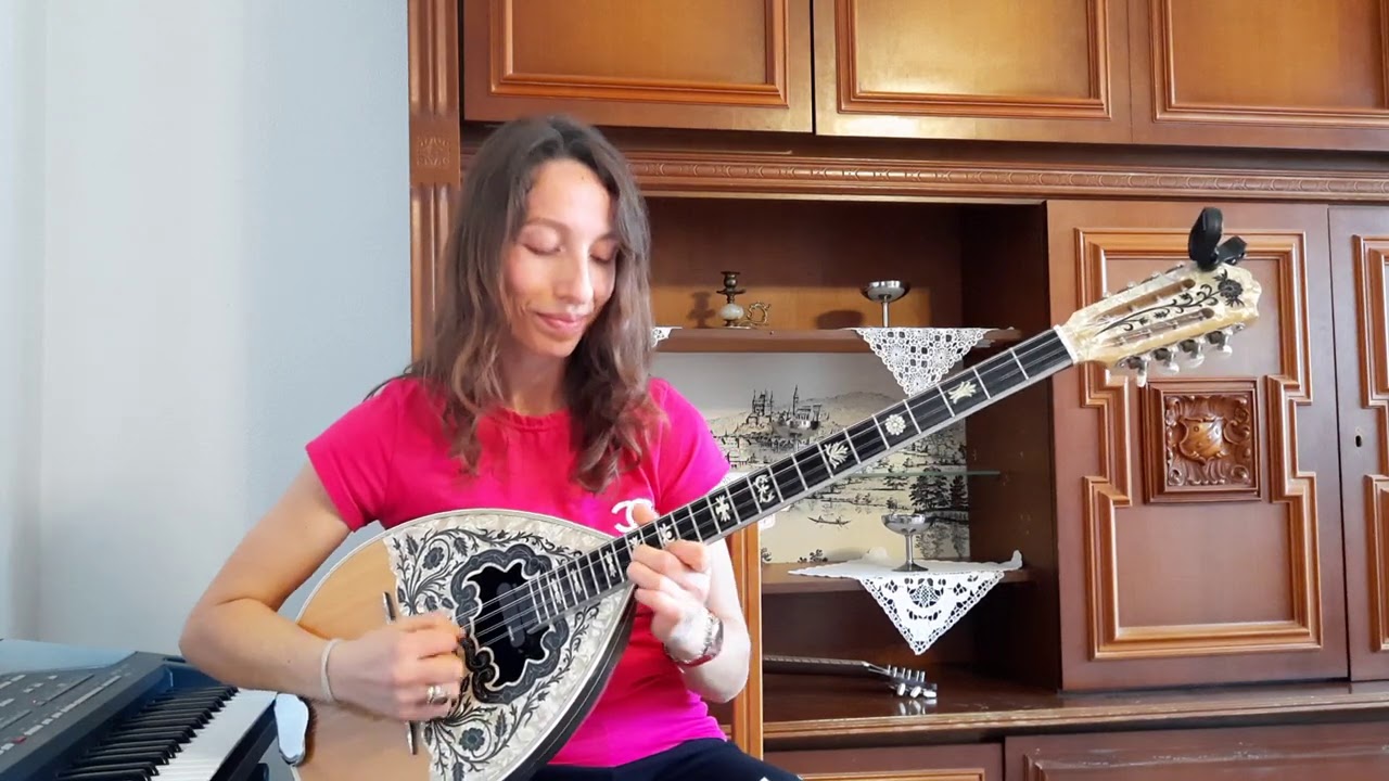 Ζορμπάς - Zorbas. Konstantina - bouzouki lessons