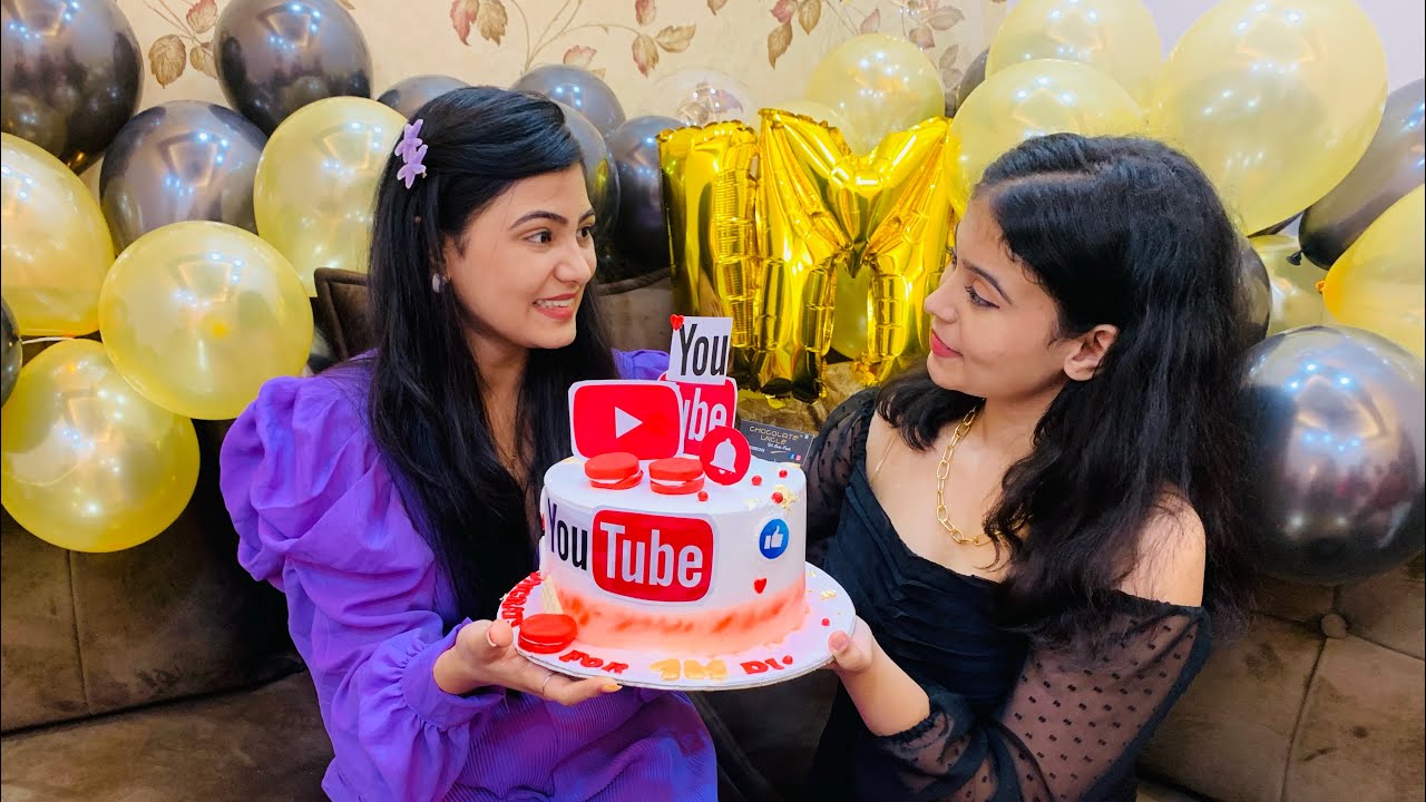 1 Million celebration 🎉♥️🎁