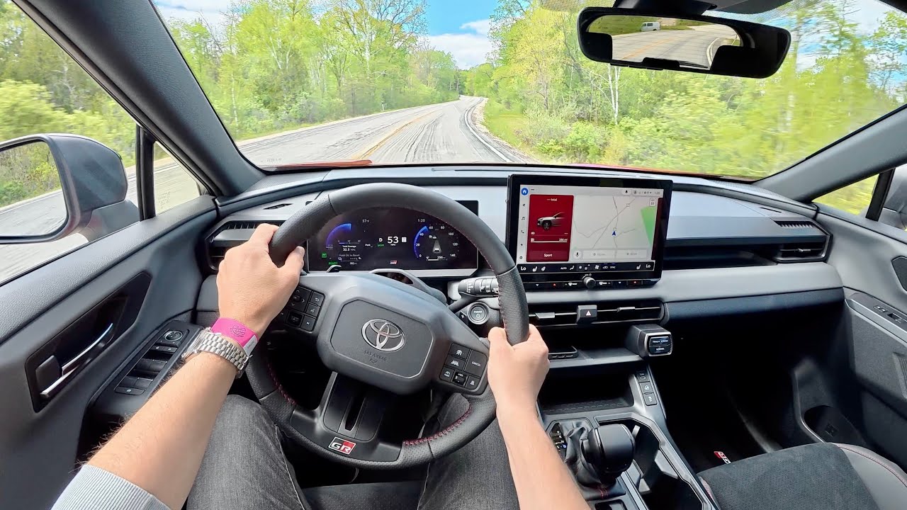 2026 Toyota RAV4 GR Sport &mdash; станет ли он нашим следующим семейным автомобилем?