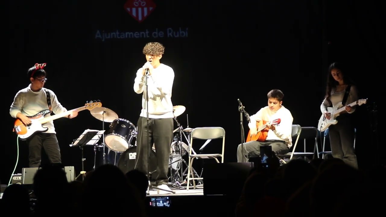Whay's Up (4 Non Blondes) - Ronny Castillo | Concert de Nadal 2025