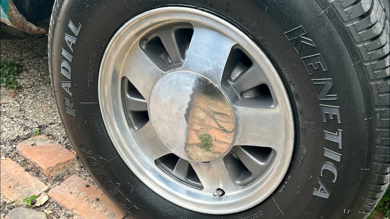 Making my OBS CHEVY stock rims look chrome by polishing them (in a budget!!!!)