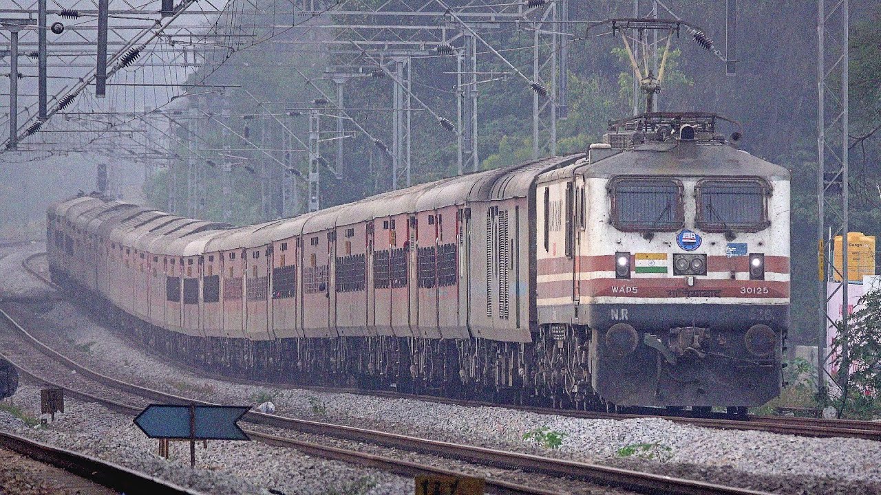 24-in-1 Hi-SPEED DIESEL AND ELECTRIC TRAINS OF SWR | SURPRISE VISITORS AT BENGALURU URBAN: PART - 40