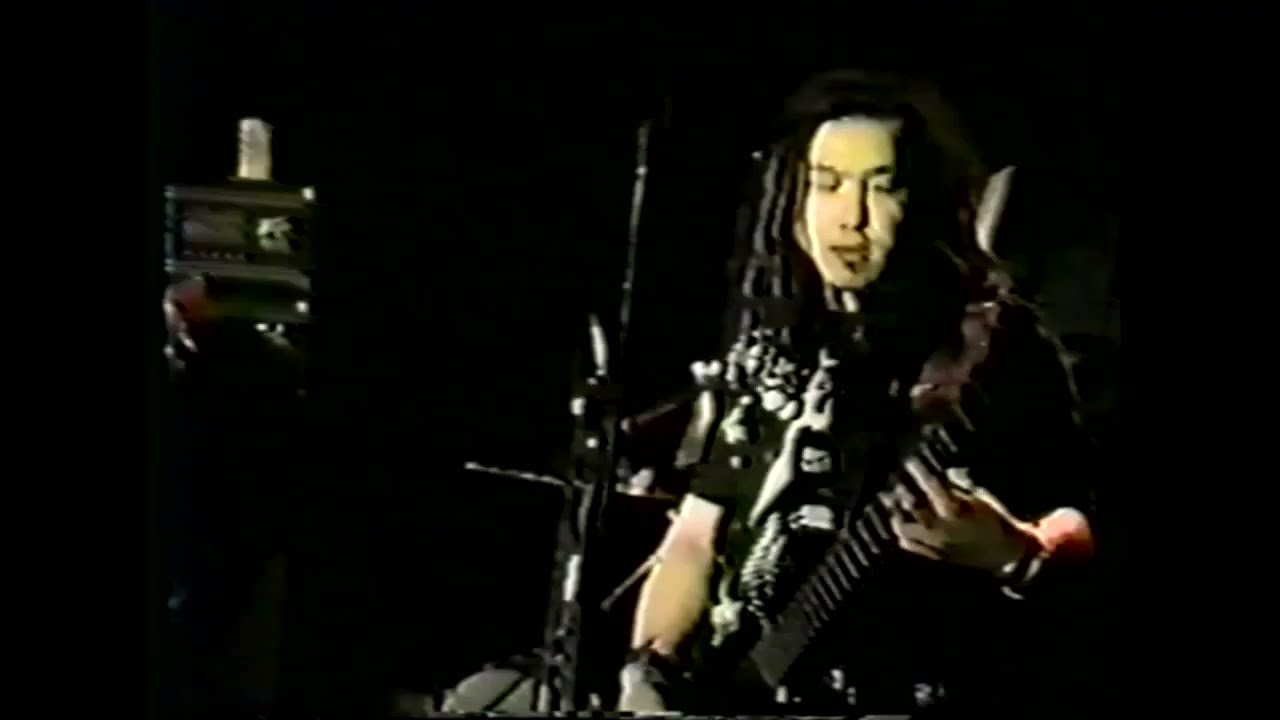 DEFIANCE - Huck Finn - Japan - 1993
