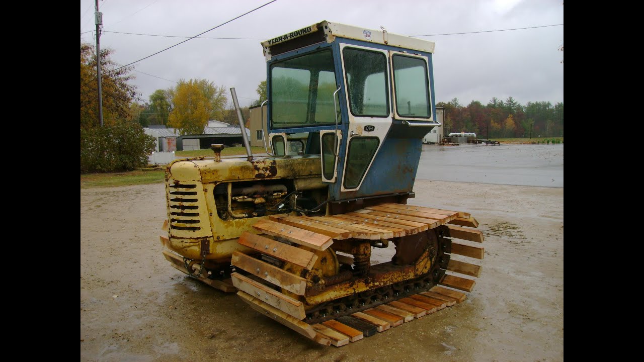 Oliver OC-6 Crawler with Cab