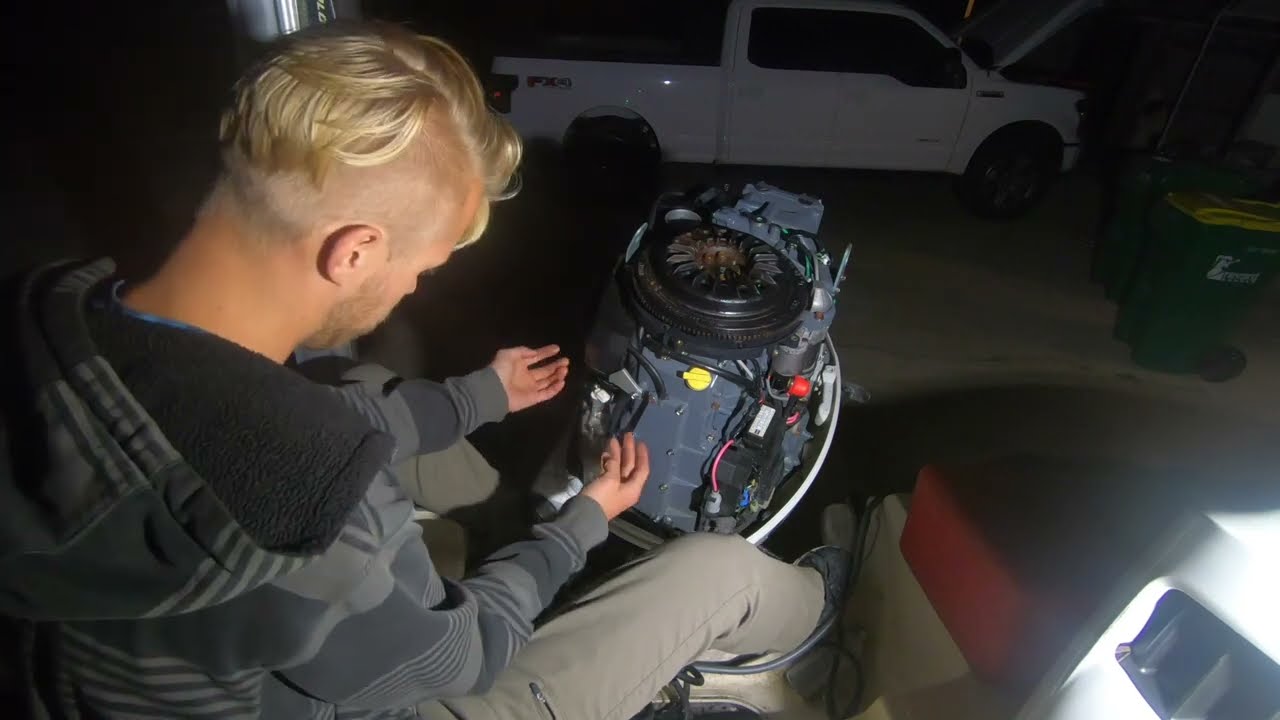 Спасённый после урагана подвесной мотор. ПРОБЛЕМЫ С ТОПЛИВНОЙ СИСТЕМОЙ. Suzuki 150 2021 года.