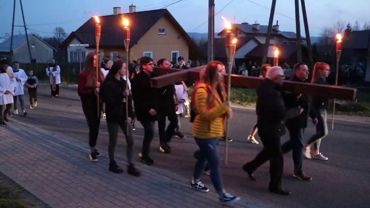 Droga krzyżowa w Zręcinie (05.04.2019)