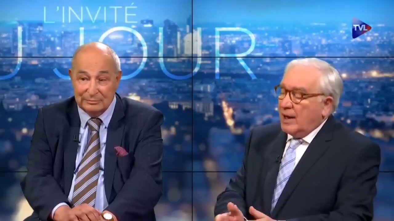 Je Suis Fran&ccedil;ais est &laquo; remarquable ! &raquo; dixit Hilaire de Cr&eacute;miers et Henri Bec