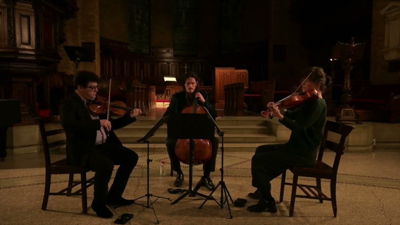 Kaija Saariaho: Cloud Trio (2009)