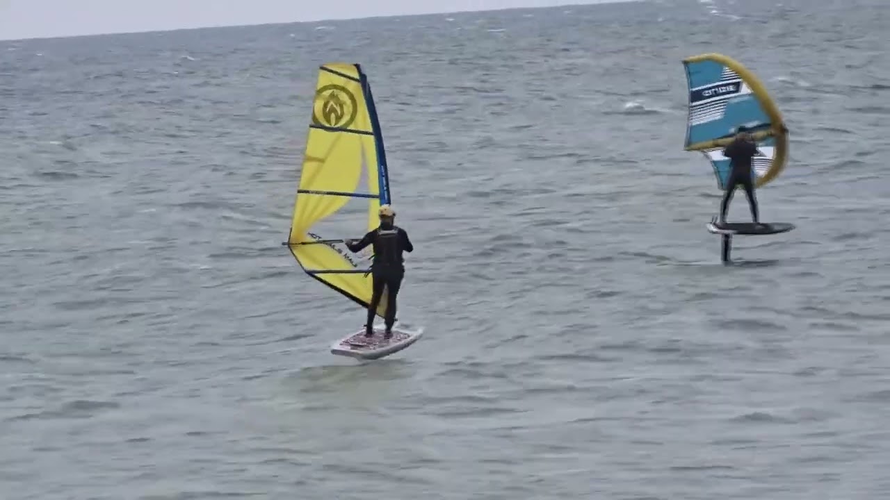 Windsurf Wave Foiling Sept 2023