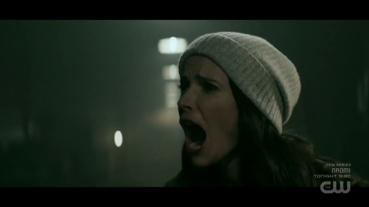Superman & Lois 2x09 Activated Jordan Uses His Powers to Save his Mom & Grandpa