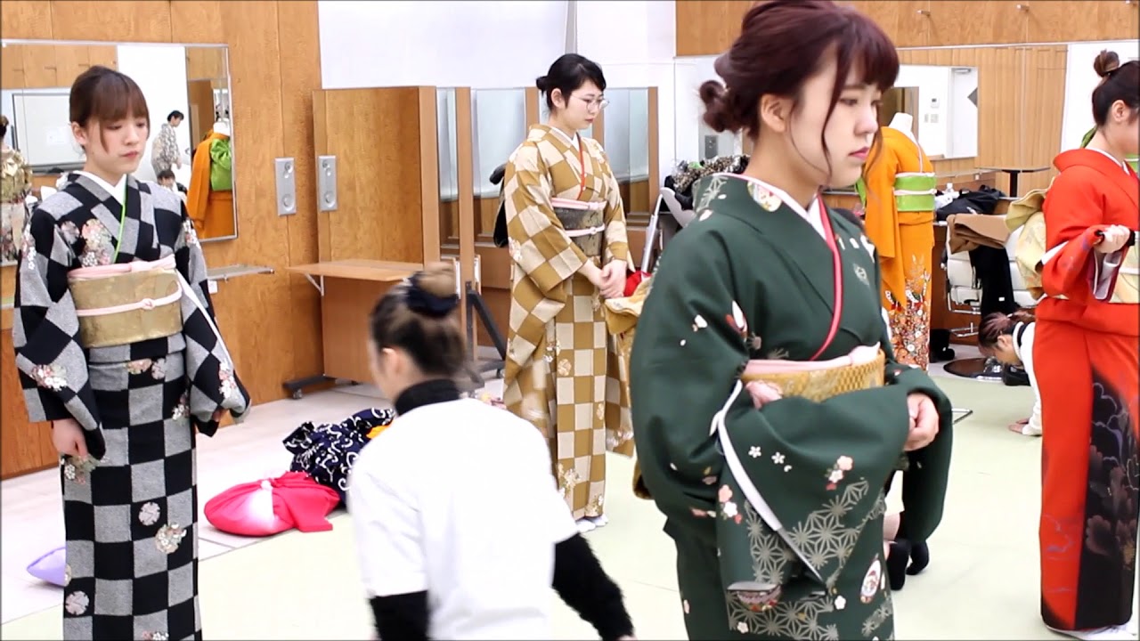 着物の着付～山野流奥伝～を学ぶ②　新潟 美容学校　ＢＭ
