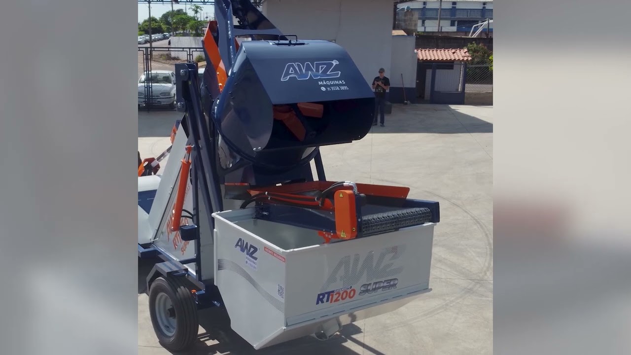 Recolhedora de Café AWZ Gafanhoto RT 1200 Super com Reservatório Hidráulico Traseiro
