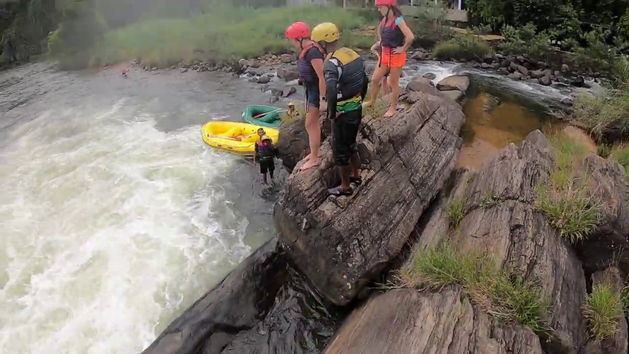 confidence jump to the river Water pool  / Sri Lanka kitulgala