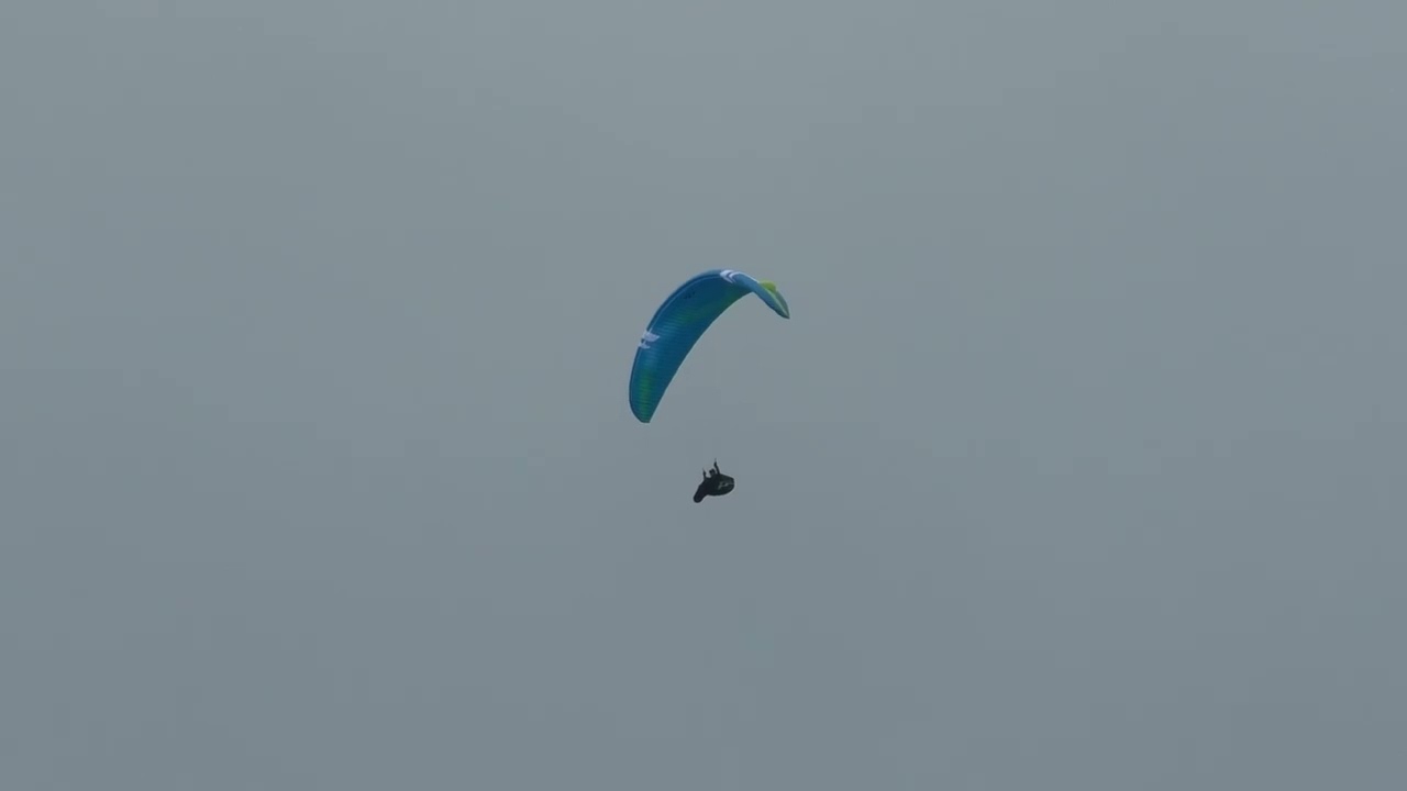 Ozone Lyght Paraglider SIV 3
