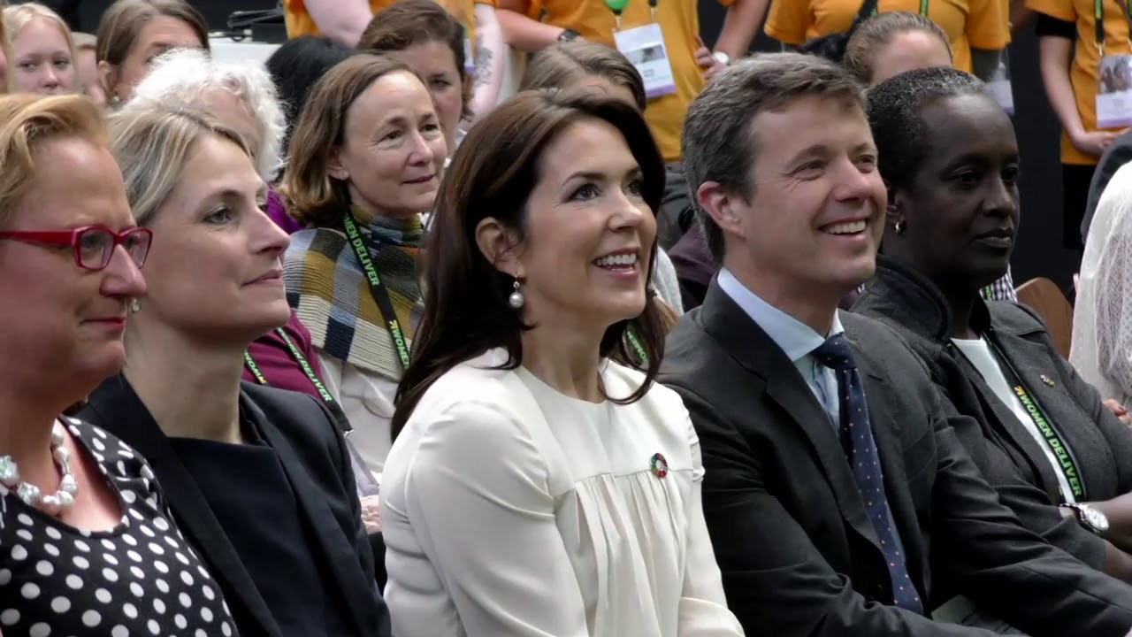 Kronprinsesse Mary mødte dronning Maxima i Bella Center